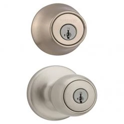 Weiser Fairfax SmartKey Deadbolt and Entry Knob - 4-Way Adjustable Latch - Satin Nickel - 1 3/8-in to 1 3/4-in T Door
